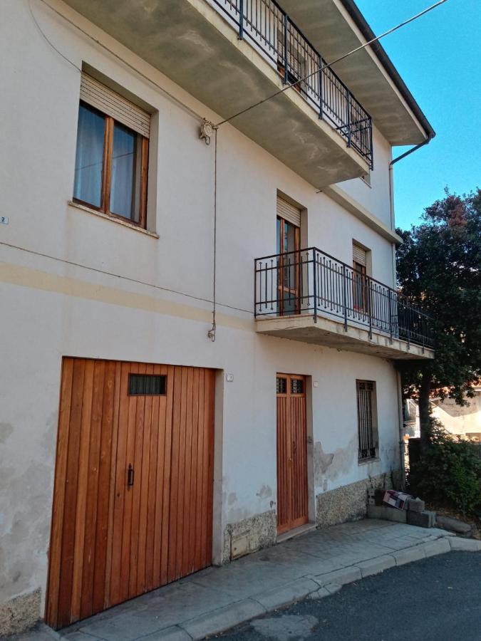 Apartmán Casa Sias Santu Lussurgiu Exteriér fotografie